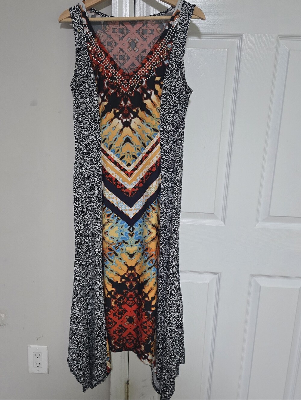NY Collection V‑Neck Sleeveless Maxi Dress in Black, Red, Yellow, Blue
